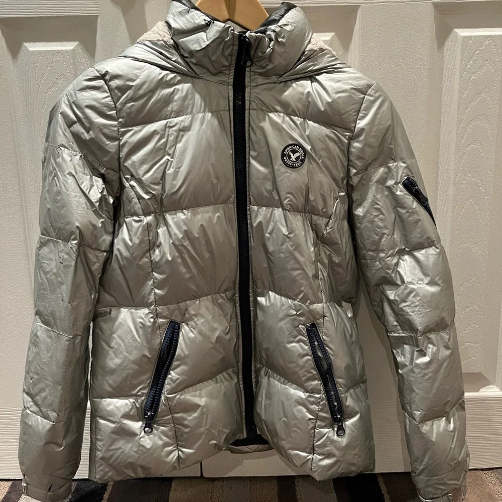 🌟HOST PICK🌟 American Eagle Silver Puffer Coat - Picture 2 of 16